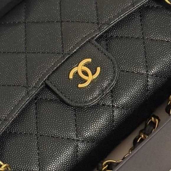 CC beauty black makeup bag cosmetic chain quilted leather - Picture 2 of 10